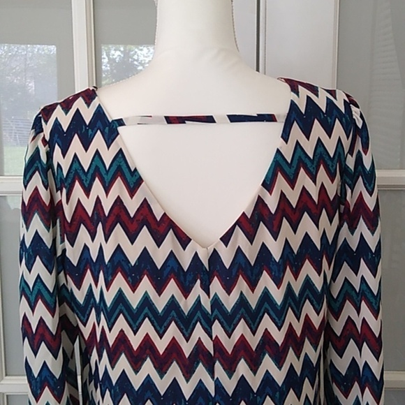 Speechless Chevron Cutout Shift Dress - Juniors XL - Picture 11 of 16